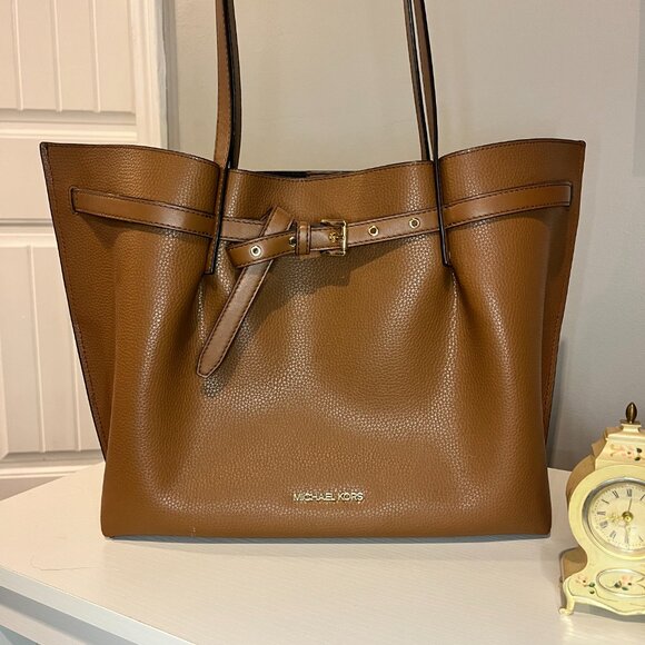 Michael Kors Emilia - Picture 1 of 5